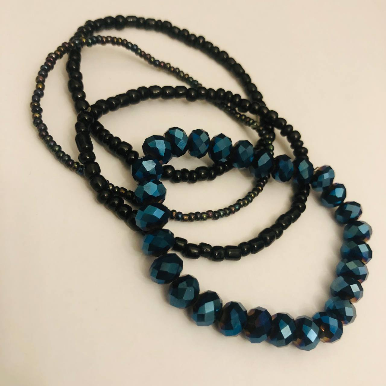 دستبند دست‌ساز زنانه مدل E20 مجموعه 4 عددی