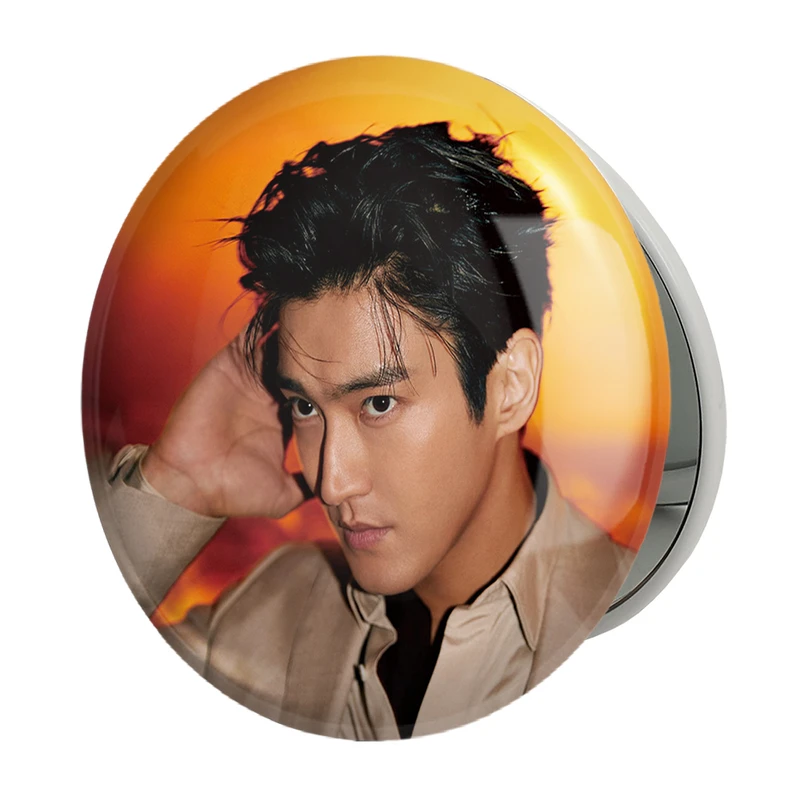 آینه جیبی خندالو طرح شیوون گروه سوپر جونیور Super Junior مدل تاشو کد 21428 