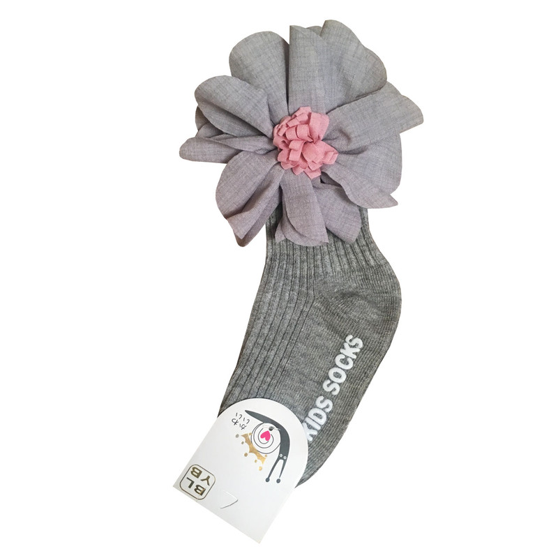 جوراب نوزادی دخترانه مدل FLOWER رنگ طوسی