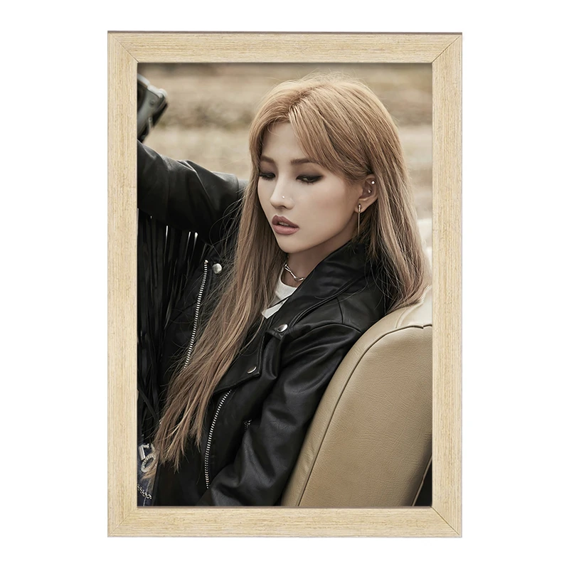 تابلو خندالو مدل سویون گروه جی آیدل GIdle  کد 19575