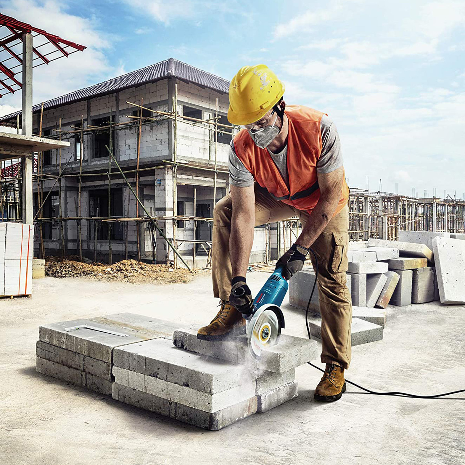 فرز بوش مدل GWS 2200 به همراه دو عدد صفحه برش