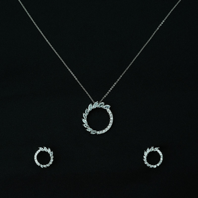 نیم ست زنانه مدل نگین ریز نیم ست زنانه مدل نگین ریز