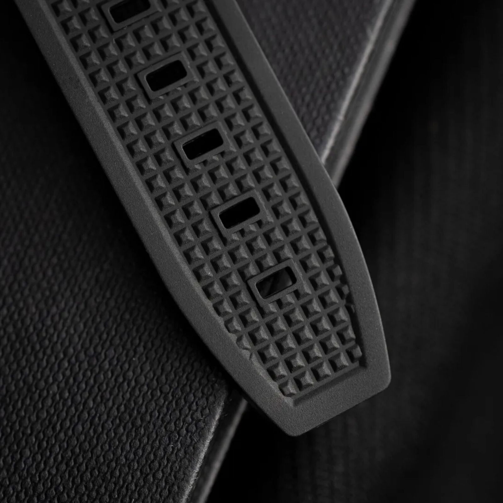 ساعت مچی عقربه‌ای کوارتز مردانه تیسوت مدل T137.410.17.041.00 -  - 7