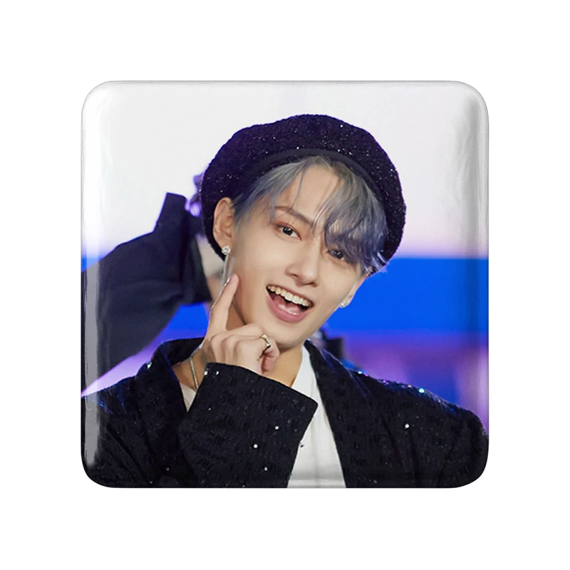 مگنت خندالو طرح جونهی گروه سونتین Seventeen  مدل مربعی کد 21594