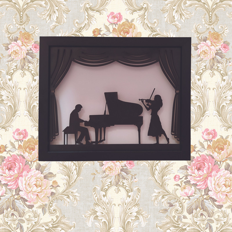 تابلو مدل نوازنده