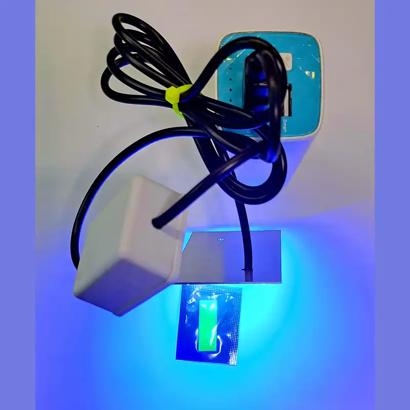 چراغ اضطراری مدل USB UV 365nm