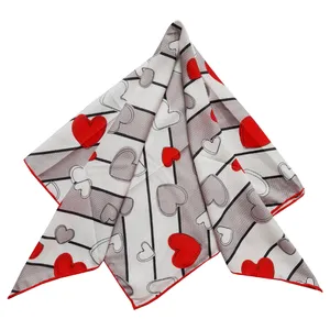 روسری دخترانه لاوین مدل قلب کد 1687