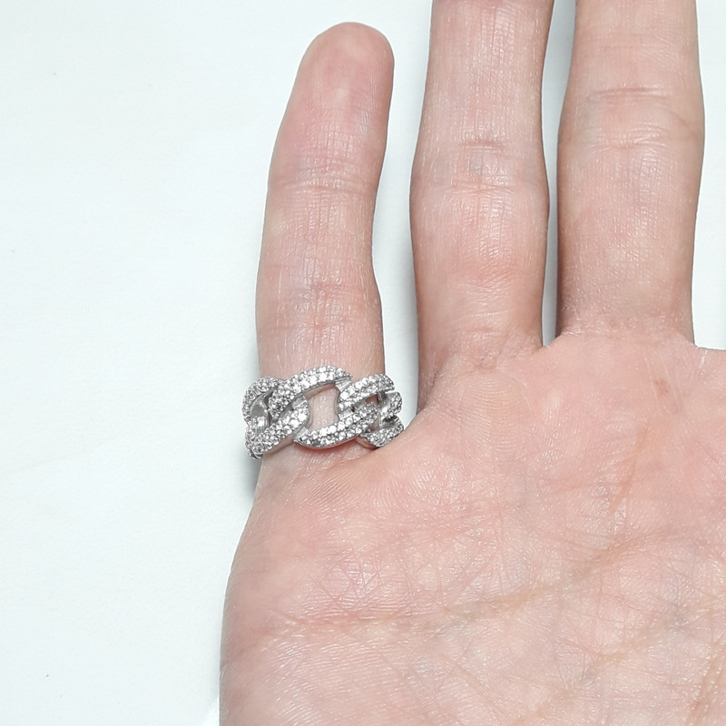 انگشتر نقره زنانه کد 10037 انگشتر نقره زنانه کد 10037