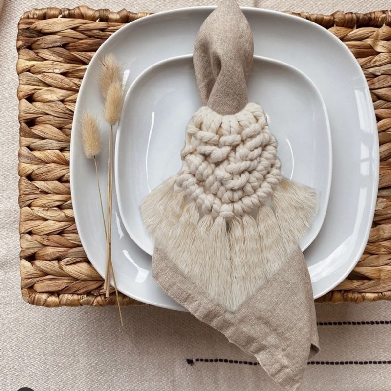 حلقه‌ دستمال مدل چوبی مکرومه