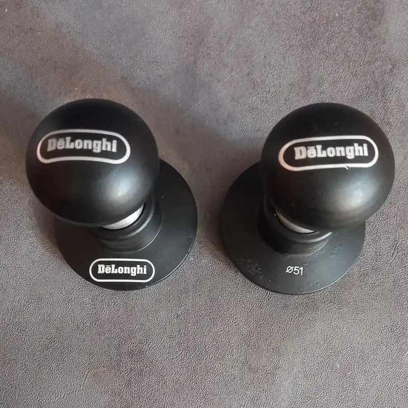 تمپر قهوه دلونگی مدل فنری کد D51