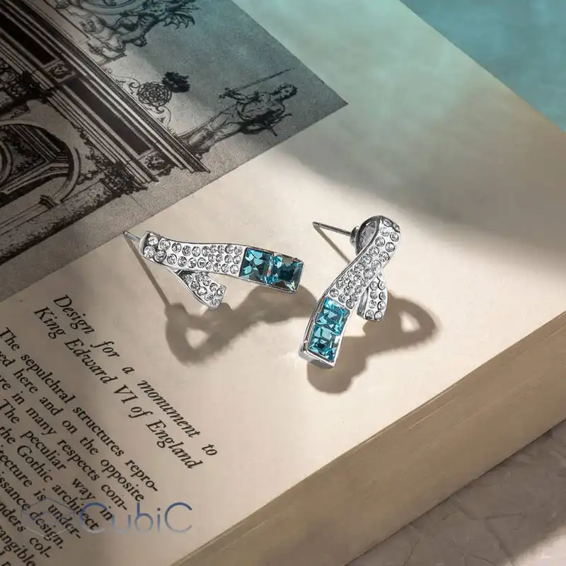 گوشواره زنانه کوبیک مدل QE-40978