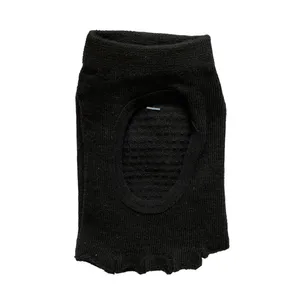 جوراب ورزشی زنانه مدل پیلاتس نیم انگشتی