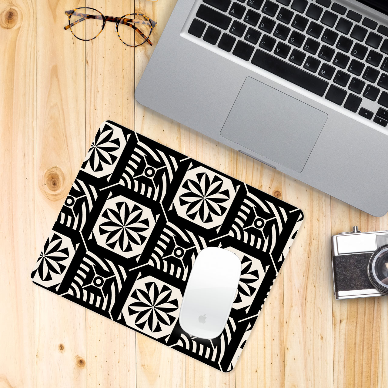 ماوس پد طرح سنتی گل مدل S167