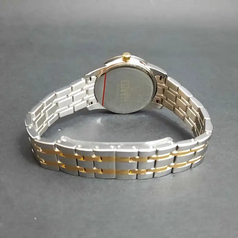 ساعت مچی عقربه ای زنانه کاور مدل CO195.08