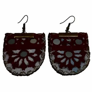 گوشواره سوزن دوزی کد B64