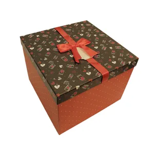 جعبه هدیه مدل مربعی کد 203026C01