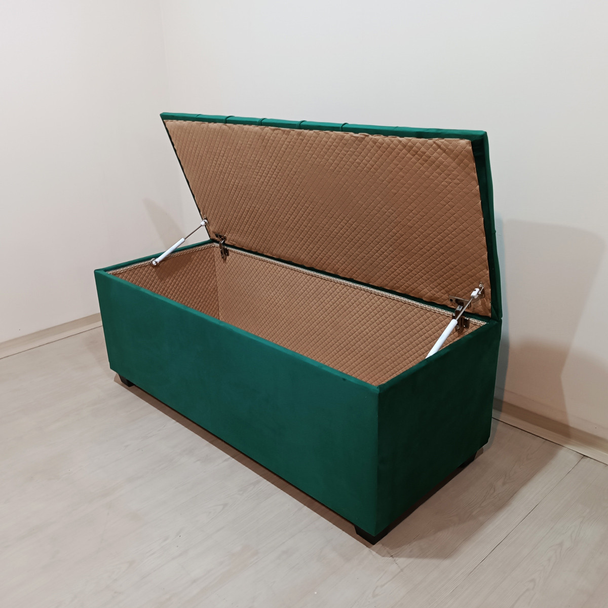 پاف مدل مستطیل صندوق دار