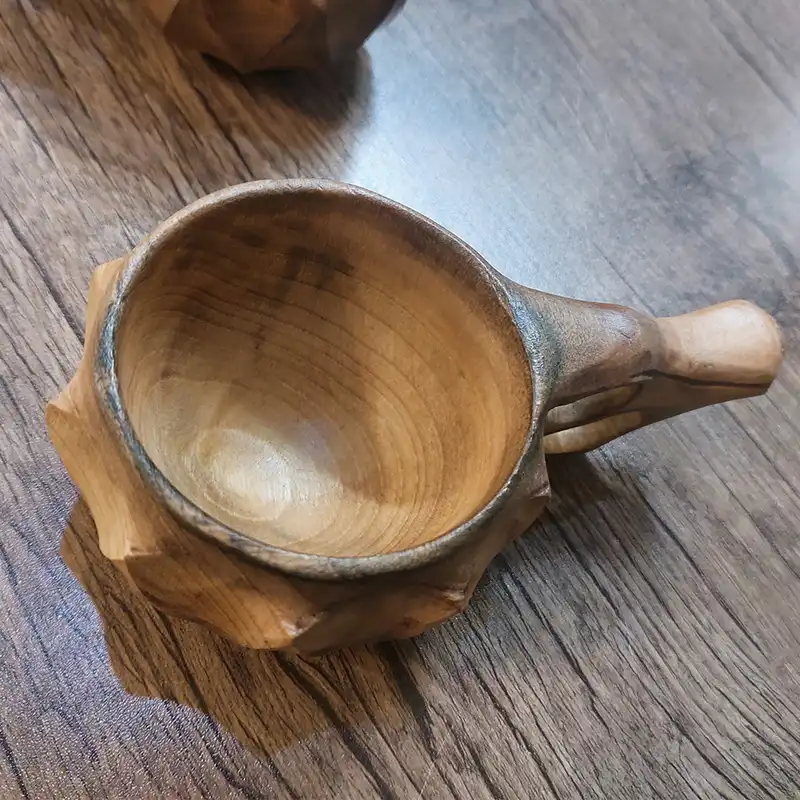 لیوان چوبی مدل کوکسا گردو طرح الماس کد AS1472