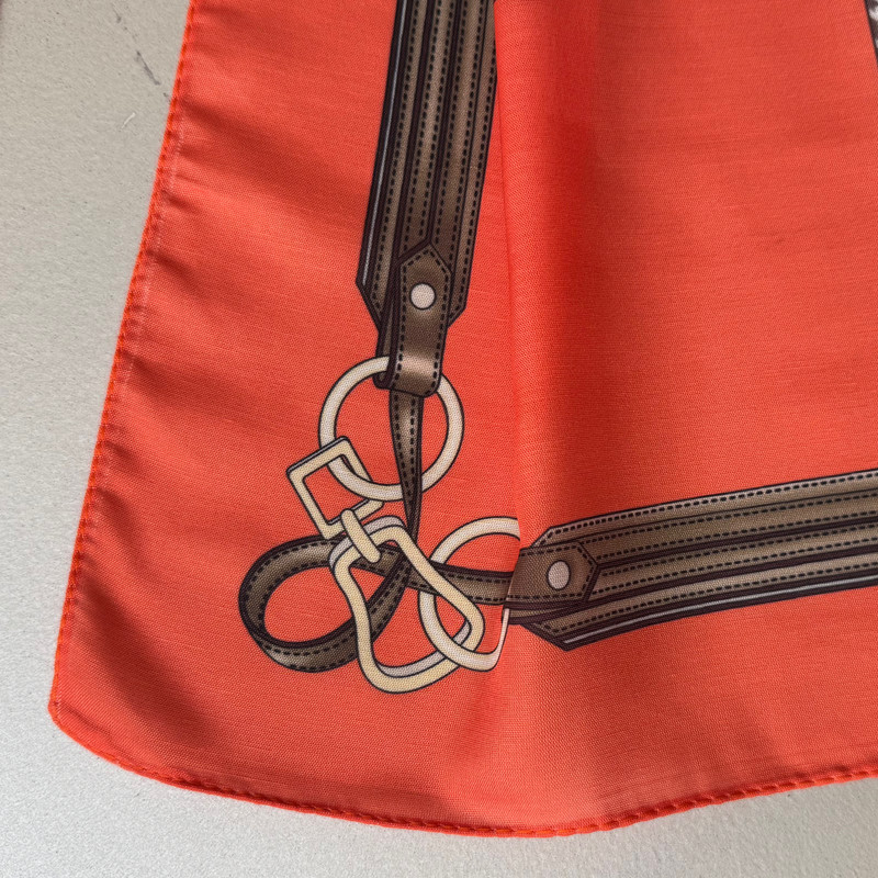 شال زنانه مدل نخی پیچازی کمربندی