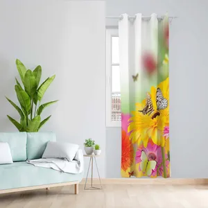 پرده طرح گل و پروانه مدل مخمل پانچی کد 1476 z سایز 140x200 سانتی متر