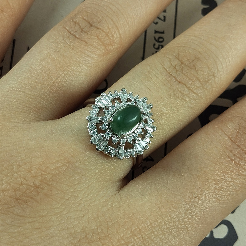 انگشتر نقره زنانه سلین کالا مدل عقیق یشم کد 108 انگشتر نقره زنانه سلین کالا مدل عقیق یشم کد 108