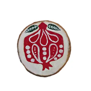 دیوارکوب چوبی مدل انار یلدا