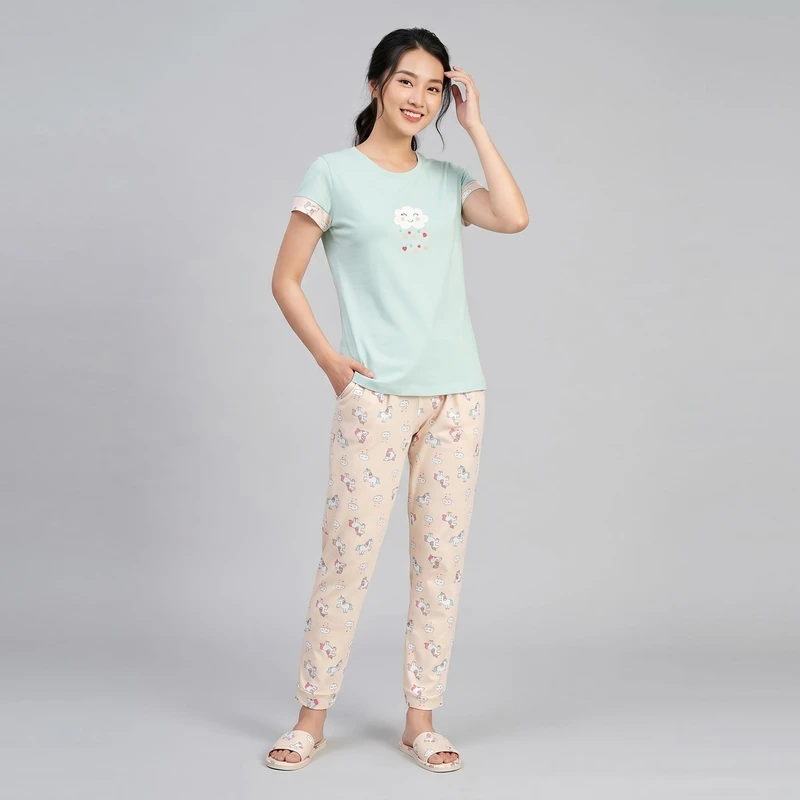 ست تی‌شرت آستین کوتاه و شلوار راحتی زنانه مدل SB-SS-3931