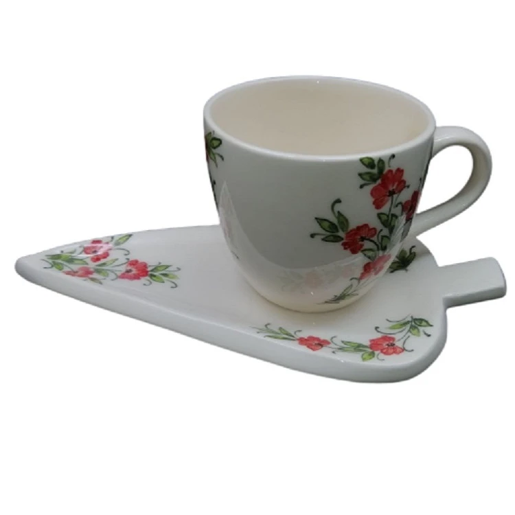 ست فنجان و نعلبکی سرامیکی هیوا طرح سرو شیراز کد 9176687