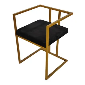 صندلی کافی شاپ آقای فلز مدل گابریل