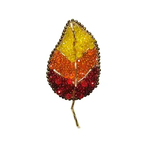 گل سینه زنانه مدل برگ کد 5037