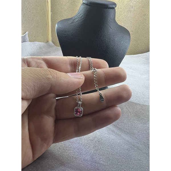 گردنبند نقره زنانه سواروسکی مدل تک سنگ جواهری کد 325454