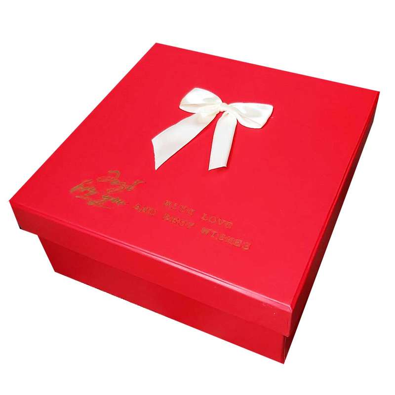 جعبه هدیه مدل مربع طرح With Love کد L21