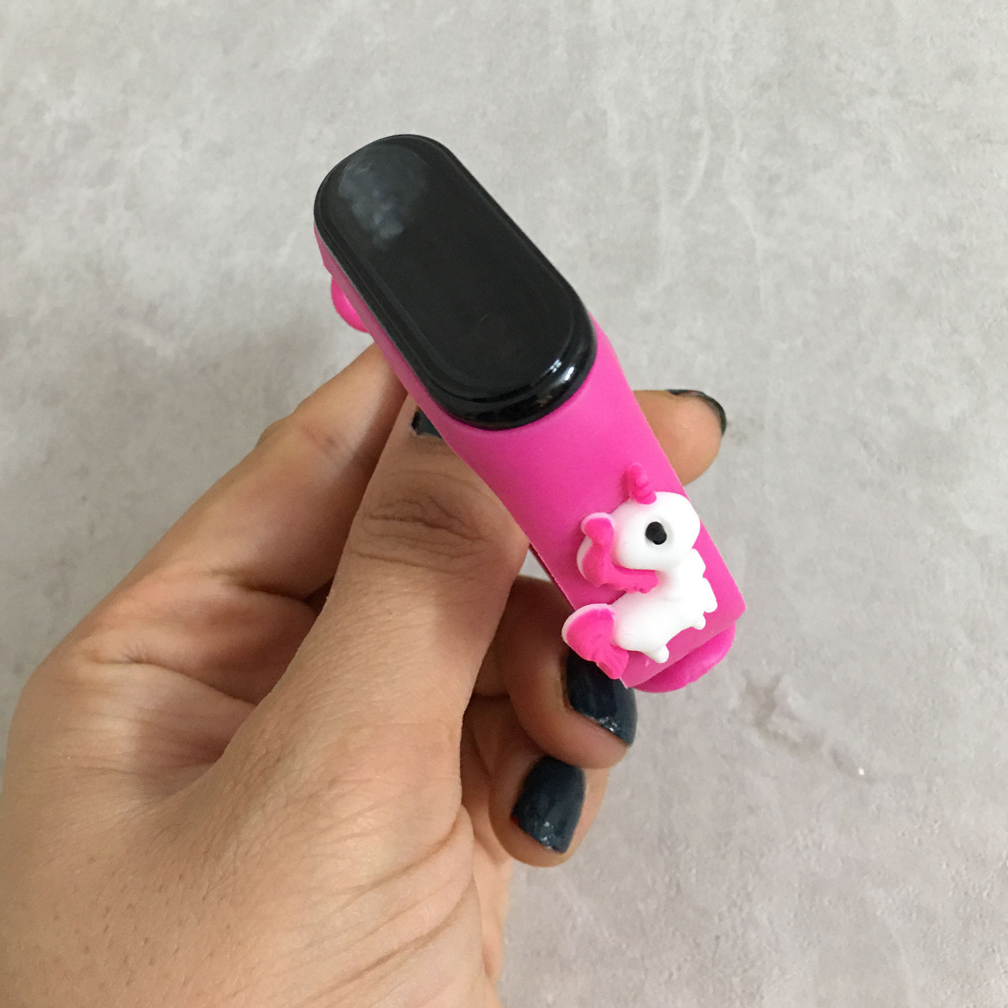 ساعت مچی دیجیتال دخترانه مدل ضد آب سیلیکونی  یونیکورن  کد W  U PER 4