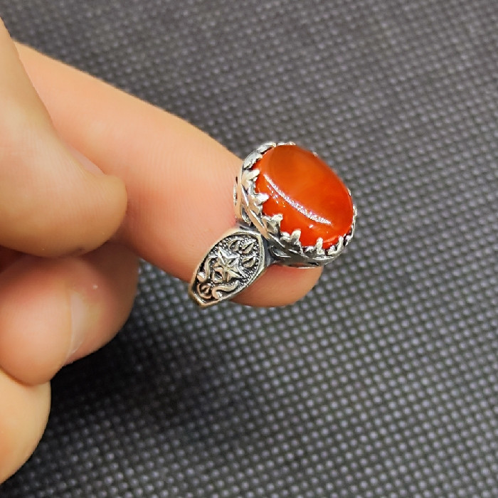 انگشتر نقره مردانه مدل سنگ عقیق یمنی کد 220 انگشتر نقره مردانه مدل سنگ عقیق یمنی کد 220