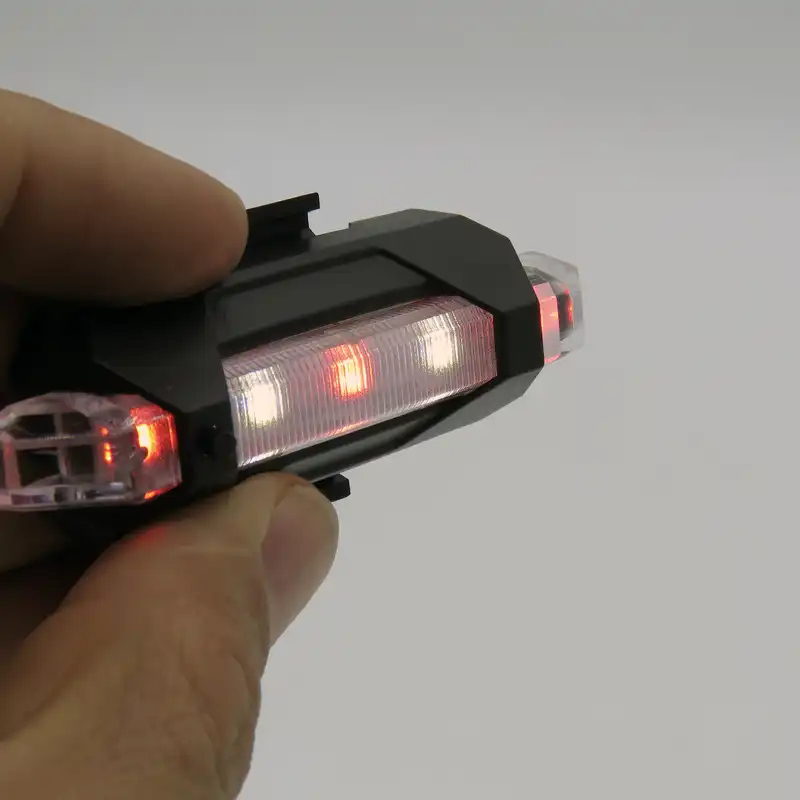 چراغ عقب دوچرخه مدل پلیسی 1281