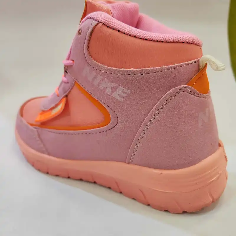 کفش مخصوص پیاده روی مدل 2024j