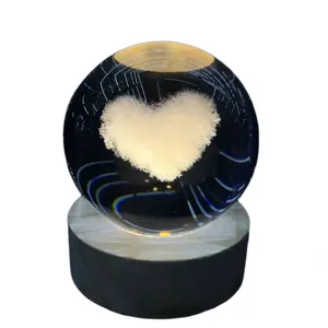 چراغ خواب مدل گوی کریستالی طرح قلب 3D