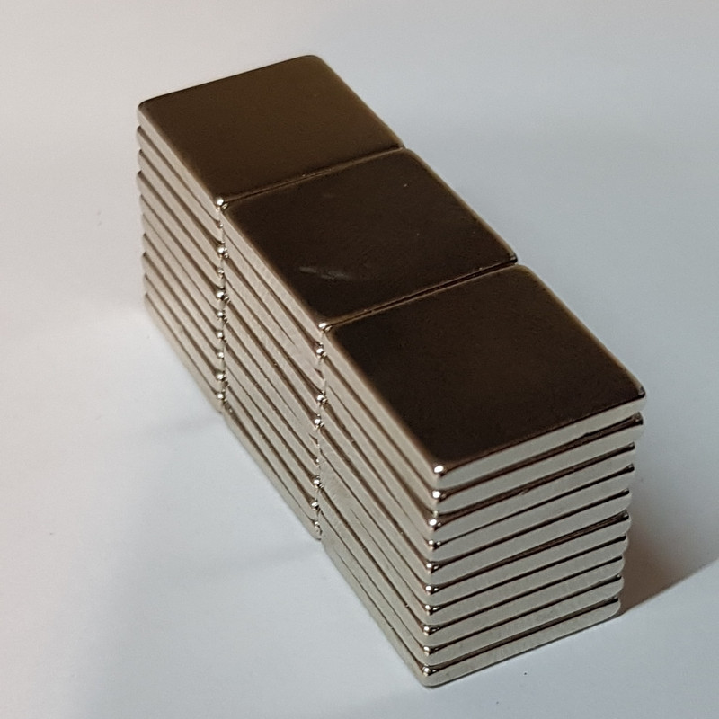 آهن ربا مدل ND15-15-2 کد ۱۳۶۳ بسته ۳۰ عددی آهن ربا مدل ND15-15-2 کد ۱۳۶۳ بسته ۳۰ عددی