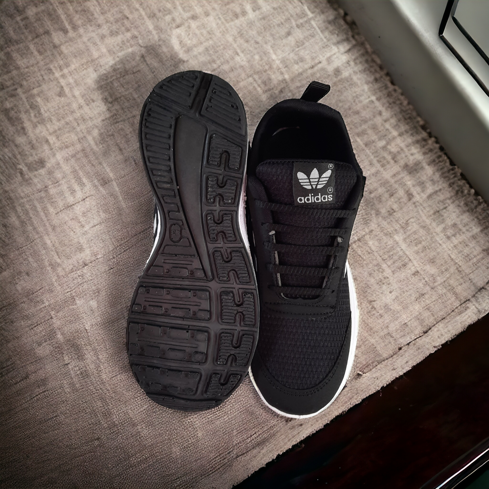 کفش پیاده روی مردانه مدل دورامو