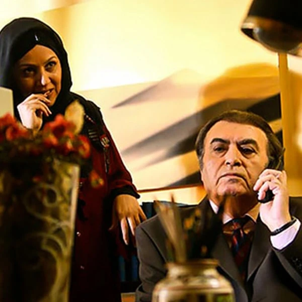 عکس شماره 7 : سریال مرگ تدریجی یک رویا اثر فریدون جیرانی نشر لیمو استور