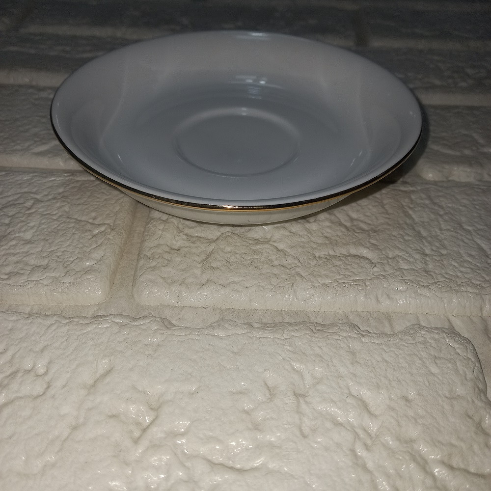 نعلبکی لوریان چینی مدل دیپلمات خط طلا بسته 6 عددی