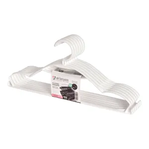 چوب لباسی آریاسام کد 133 مجموعه 6 عددی 