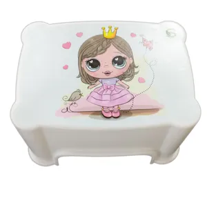 صندلی حمام مدل عروسکی