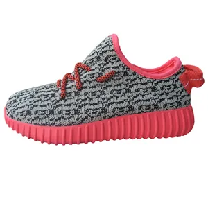 کفش ورزشی مخصوص پیاده روی و دویدن زنانه مدل  YEEZY BOOST 350