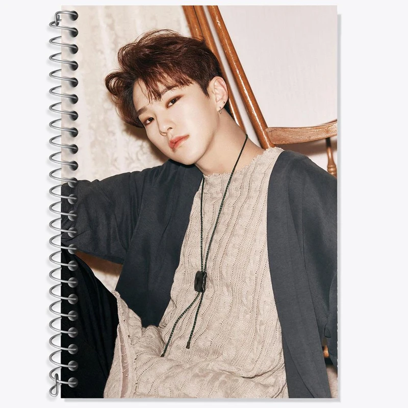 دفتر زبان 50 برگ خندالو مدل دو خط طرح هوشی گروه سونتین Seventeen کد 21531