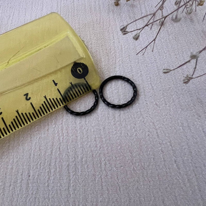 پیرسینگ گوش زنانه مدل پیچی کد 10