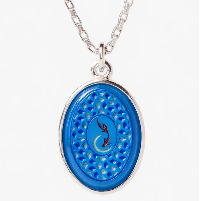 گردنبند زنانه ملک زیور مدل مجموعه ماهی نگار طرح ماه و ماهی