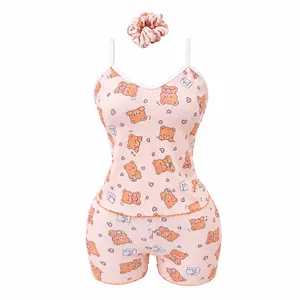 ست تاپ و شلوارک راحتی زنانه مدل کبریتی طرح خرس به همراه کش مو