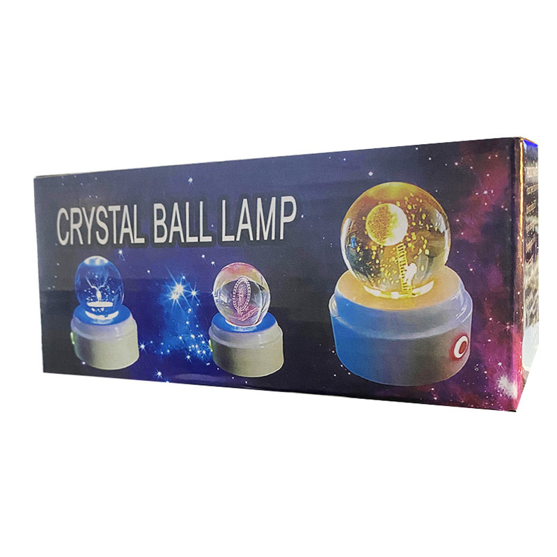 چراغ خواب مدل گوی کریستال چرخان طرح ماه و فضانورد