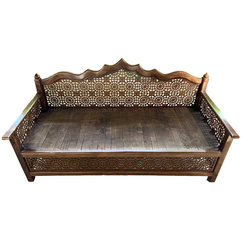 نیمکت مدل تاج عقیق طرح گل